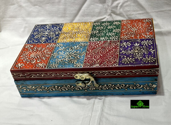 0486CRH- WOODEN MULTI COLOUR PARTITION BOX