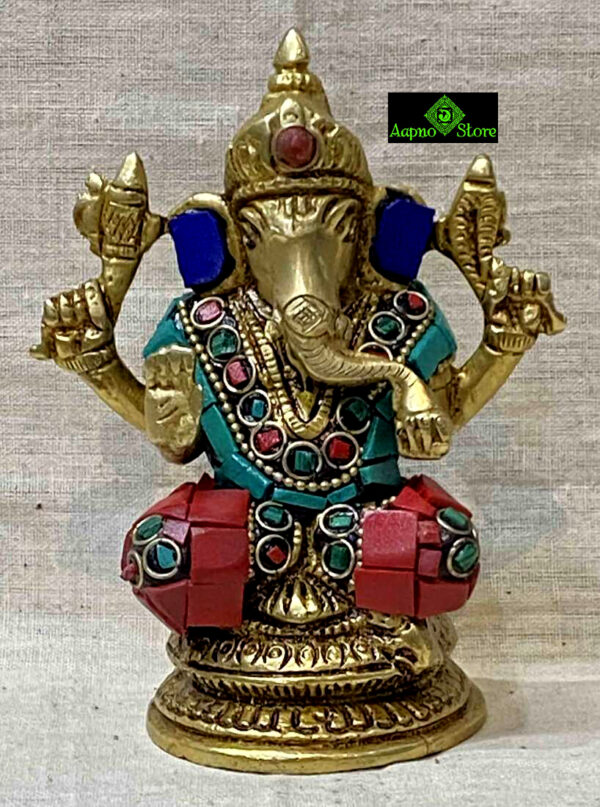 0490CRH- BRASS GANESH WITH STONE
